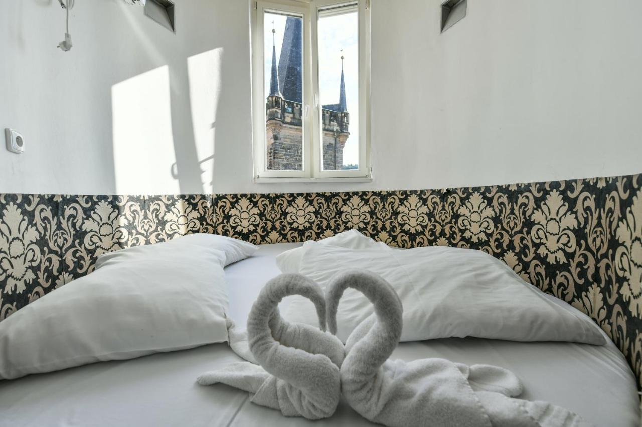 Amazing Charles Bridge Apartment براغ المظهر الخارجي الصورة