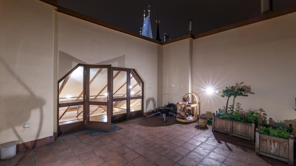 Amazing Charles Bridge Apartment براغ الغرفة الصورة