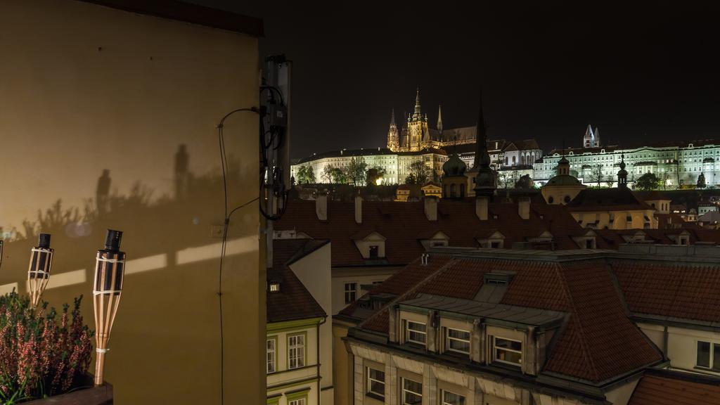 Amazing Charles Bridge Apartment براغ الغرفة الصورة