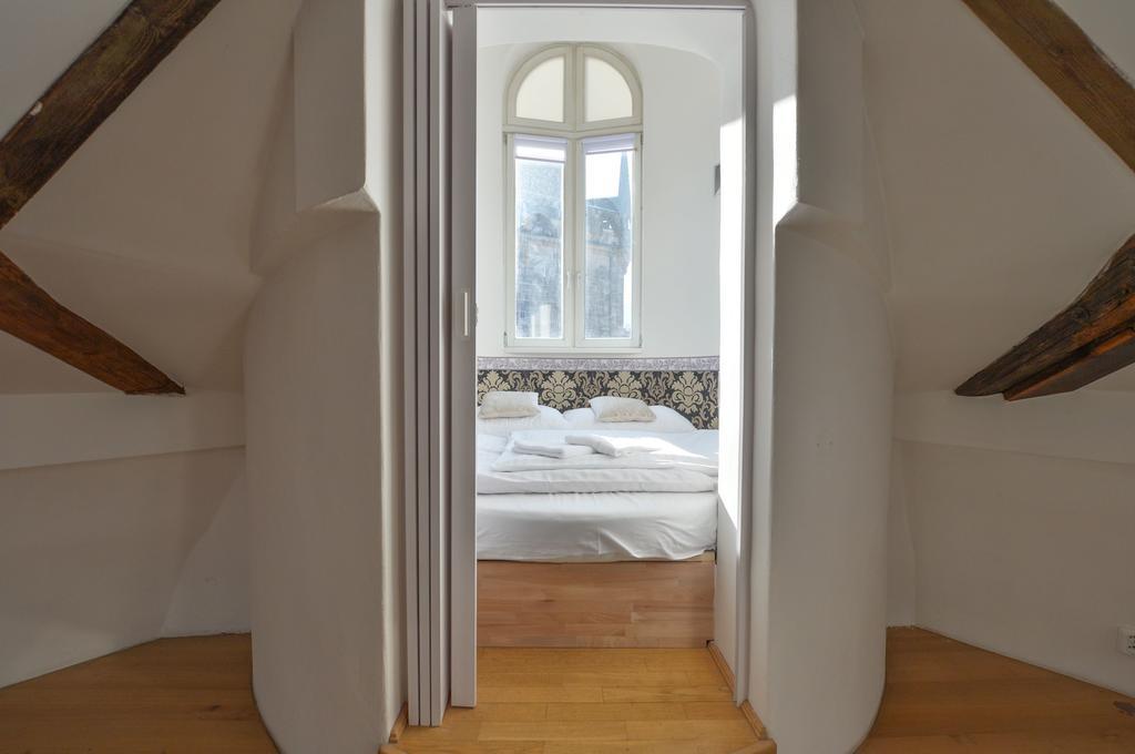 Amazing Charles Bridge Apartment براغ المظهر الخارجي الصورة